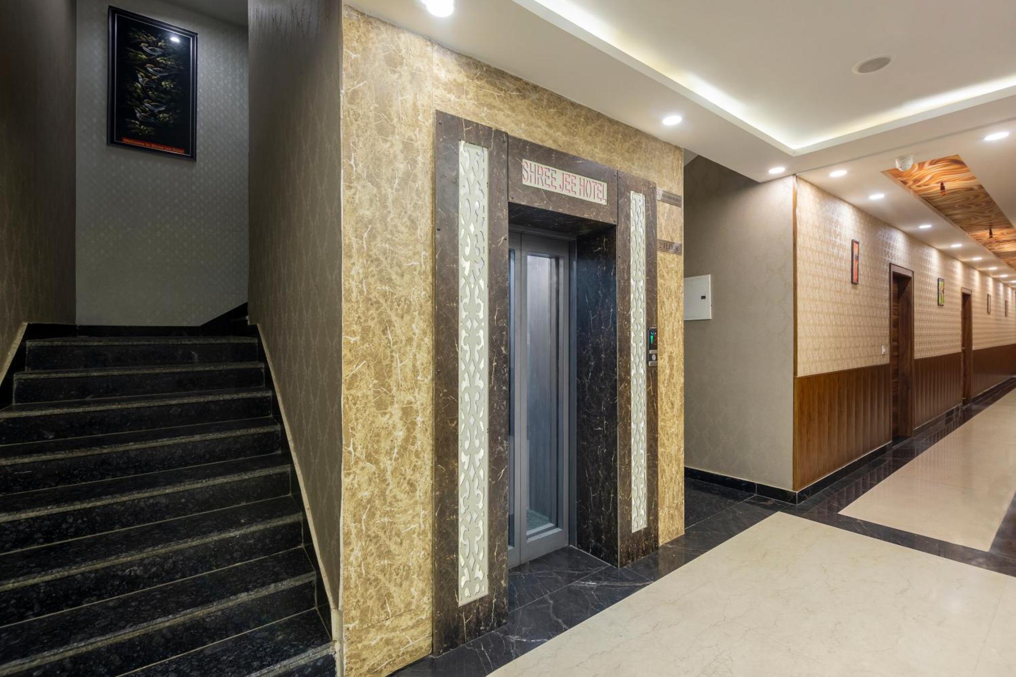 Shree Jee Hotel - Nit Faridabad Exterior foto