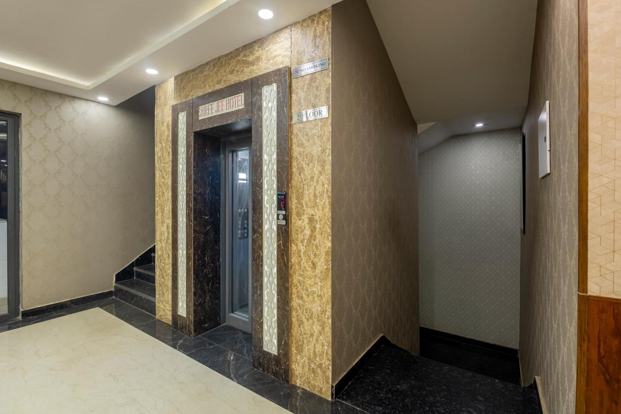 Shree Jee Hotel - Nit Faridabad Exterior foto