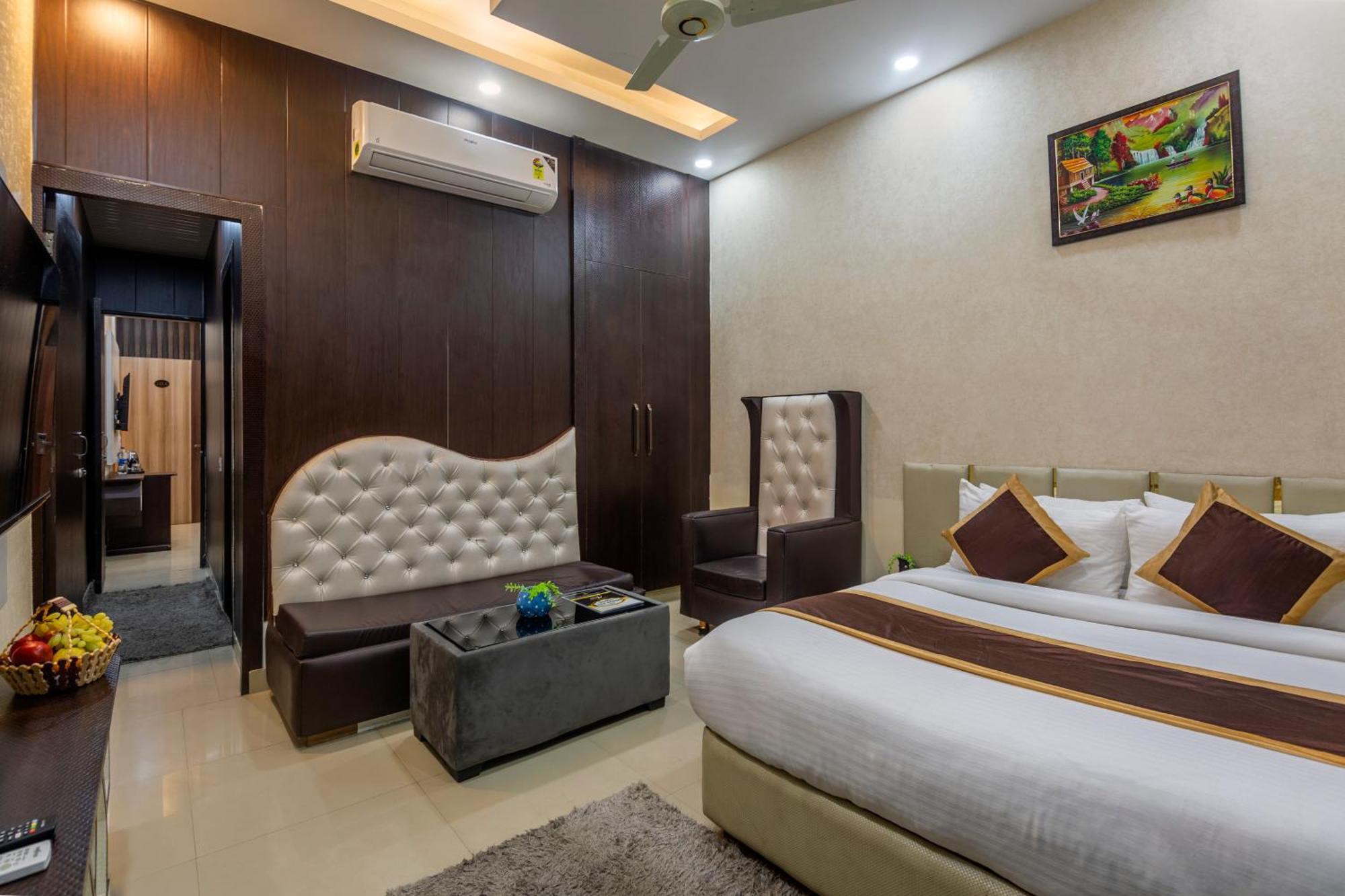 Shree Jee Hotel - Nit Faridabad Exterior foto